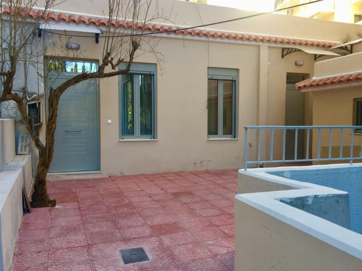 Holodek Apartments Sygrou Parking Atene Esterno foto